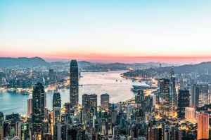2023年起，取消香港优才计划名额限制，哪些人更容易获批？
