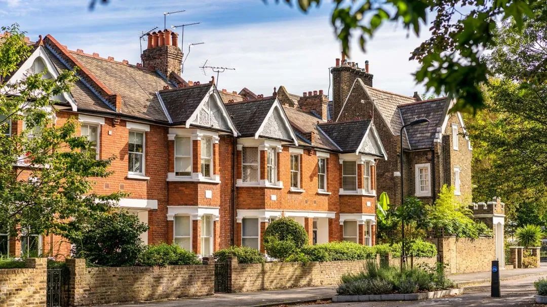 英国房产平台：在英国打工需要多少年才能买房？